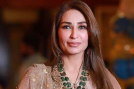 شاہ رخ خان کے ساتھ اسٹیج پرفارمنس یادگار لمحہ تھا: ریما خان