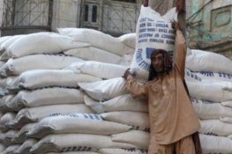 شوگر ملز کی 10 لاکھ ٹن چینی برآمد کی اجازت کی درخواست، حکومت نے سخت شرائط رکھ دیں