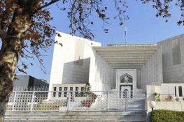 سپریم کورٹ کی ہدایت، اسلام آباد ہائیکورٹ ایمان مزاری کی سزا معطلی درخواستوں پر فیصلہ کرے