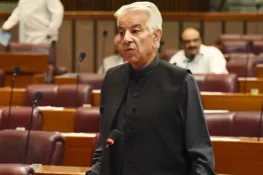افغانستان سے متعلق خدشات برقرار، آزاد کشمیر میں بدامنی کے پیچھے بھی بیرونی عناصر ملوث ہیں: خواجہ آصف
