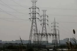 مئی کی فیول ایڈجسٹمنٹ: بجلی 82 پیسے فی یونٹ مہنگی کرنے کی درخواست دائر