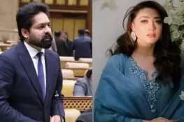 پنجاب بار کونسل کی ہدایت، مومنہ اقبال اور ثاقب چدھڑ کے وکلا پر میڈیا گفتگو کی پابندی