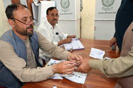 گلگت بلتستان انتخابات: ووٹوں کی گنتی جاری، ابتدائی غیر سرکاری نتائج سامنے آنا شروع