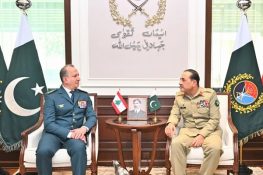 فیلڈ مارشل عاصم منیر اور لبنانی کمانڈر اِن چیف کی ملاقات، دفاعی تعاون بڑھانے پر اتفاق
