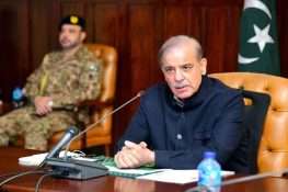 وزیراعظم شہباز شریف: دفاع اور معیشت کے لیے زیادہ وسائل پیدا کرنا اولین ترجیح