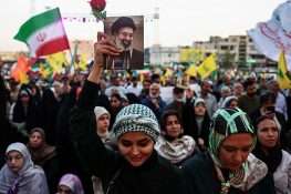 امریکا اور ایران کے درمیان مجوزہ معاہدہ، پابندیوں میں نرمی اور اثاثوں کی واپسی کی شقیں سامنے آ گئیں