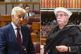 خواجہ آصف کی اپوزیشن کو میثاقِ جمہوریت کی دعوت، تحریک انصاف پر سخت تنقید