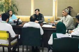 کمشنر پیسی ذوالفقار علی کھرل کا سوشل سکیورٹی ہسپتال گجرات کا اچانک دورہ، طبی سہولیات اور ترقیاتی منصوبوں کا جائزہ
