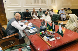 وزیر اعلیٰ کی "اوپن ڈور پالیسی”؛ جہلم میں ڈپٹی کمشنر میر رضا اوزگن کی کھلی کچہری