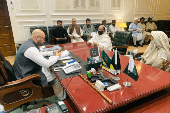 وزیر اعلیٰ کی "اوپن ڈور پالیسی”؛ جہلم میں ڈپٹی کمشنر میر رضا اوزگن کی کھلی کچہری
