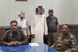 جہلم میں مزدوری مانگنے پر محنت کش کو تشدد کا نشانہ بنانے اور بال کاٹ کر تضحیک کرنے والے 2 ملزمان گرفتار
