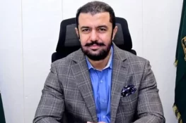 پاکستان نے پہلی بار 4,722 ارب روپے کا قرض قبل از وقت واپس کر دیا، مشیر خزانہ