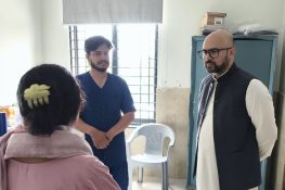 ڈپٹی کمشنر جہلم کا مریم نواز ہیلتھ کلینک سکھا اور رورل ہیلتھ سنٹر کشمیر کالونی کا اچانک دورہ، طبی سہولیات کا تفصیلی جائزہ لیا