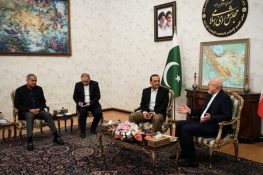 فیلڈ مارشل عاصم منیر کا دورہ ایران مکمل، آبنائے ہرمز کھولنے پر بھی بات چیت