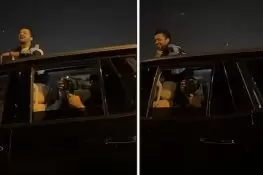 عاطف اسلم کی مداحوں کے ساتھ چلتی گاڑی میں گانا گانے کی ویڈیو وائرل