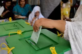 باغ کے دو انتخابی حلقوں میں 23 پولنگ اسٹیشنز پر آج ری پولنگ ہوگی