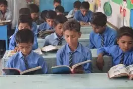 عالمی یوم خواندگی: پاکستان میں تعلیم اور شرح خواندگی کے چیلنجز