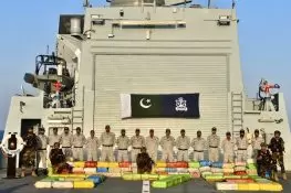 بحیرہ عرب میں پاک بحریہ کی بڑی کارروائی، 750 ملین ڈالر مالیت کی منشیات ضبط