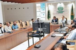 ’’اپنا کھیت، اپنا روزگار‘‘ سکیم سے بے آباد زمینیں آباد ہوں گی: کمشنر گوجرانوالہ