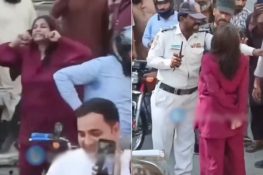 کراچی میں رکشے کی ٹکر پر خاتون کا ہنگامہ، ٹریفک بلاک