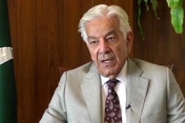 پی ٹی آئی سے مذاکرات نتیجہ خیز ہوتے بھی تو احترام کی کیا ضمانت ہے؟ خواجہ آصف