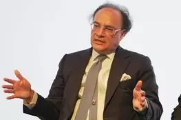 پاکستان امداد کے بجائے تجارت اور سرمایہ کاری کی طرف بڑھ رہا ہے، وزیر خزانہ