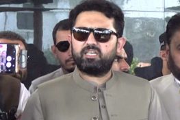سہیل آفریدی کمرے میں اکیلے تھے، دروازہ توڑ کر تحویل میں لیا گیا، اندرونی کہانی سامنے آگئی