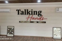 Talking Hands Restaurant: ذائقے کے ساتھ محبت بانٹنے کا خوبصورت پیغام